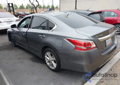 2015 Nissan Altima 2.5/S/Sv/Sl from USA, damaged, VIN 1N4AL3AP0FC587600